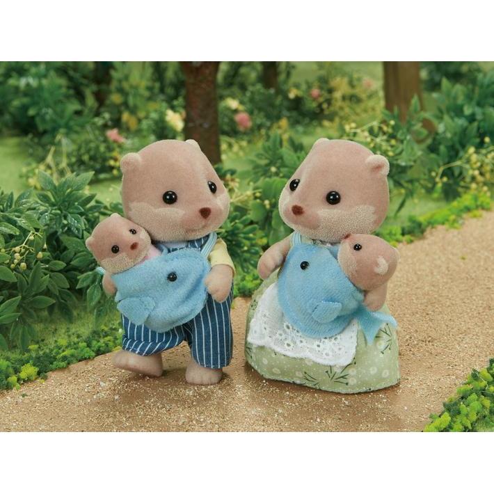 Sylvanian Families - Splashy Otter Family-Yarrawonga Fun and Games